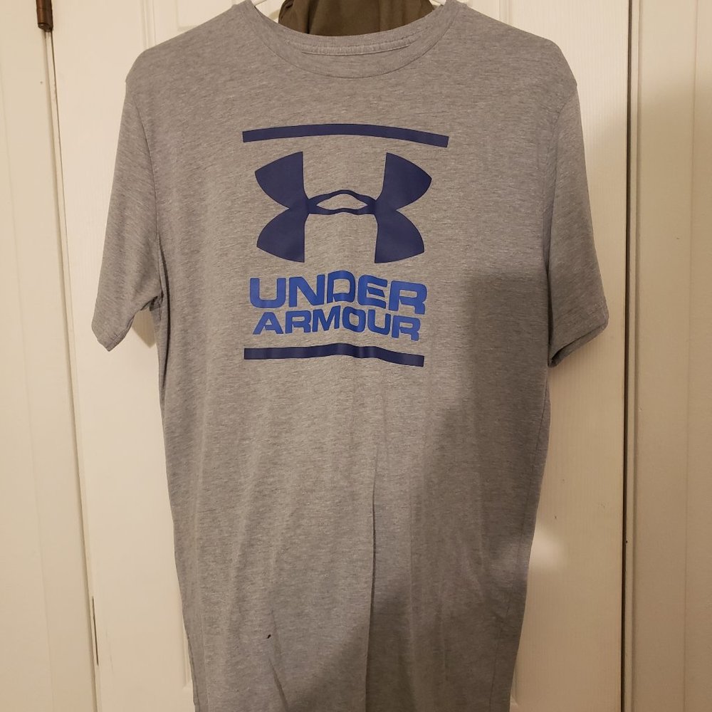 under armour t-shirt, medium
